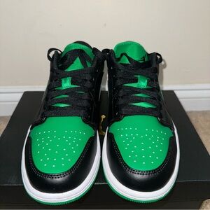 Nike Air Jordan Retro 1 Low-Lucky Green Blk White - men Size 8